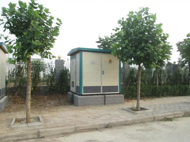 颍泉1000KVA欧式箱式变压器